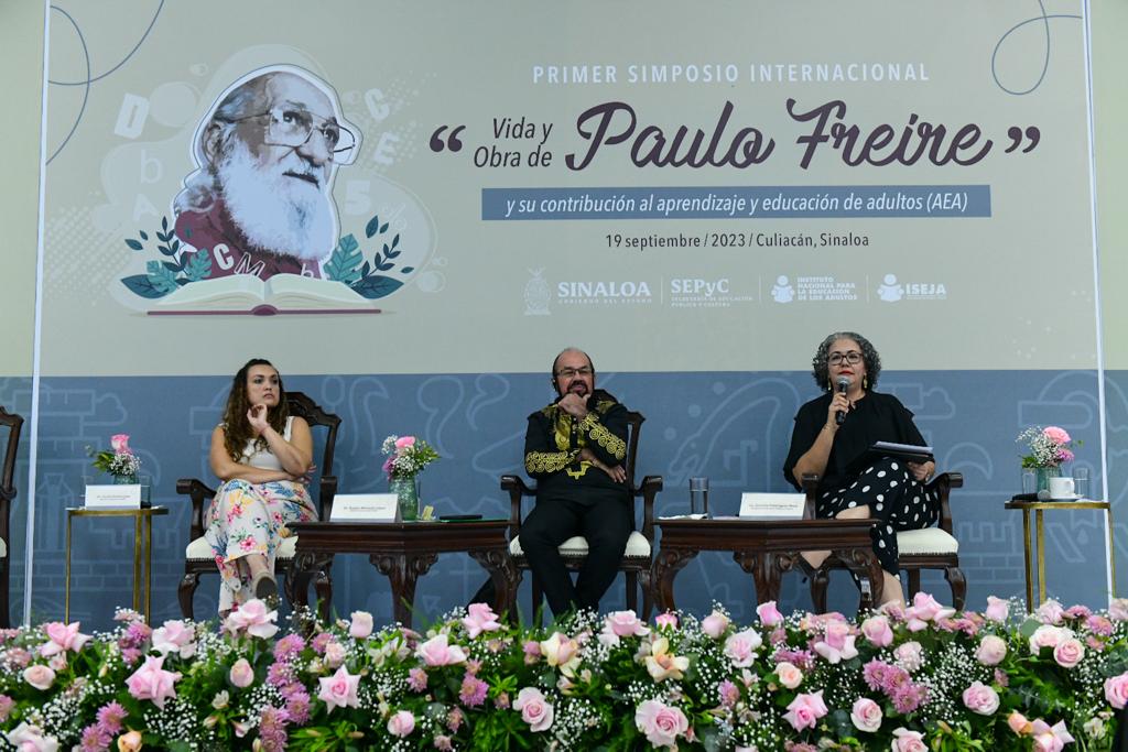 Graciela Dom Nguez Inaugura Primer Simposium Internacional Vida Y Obra