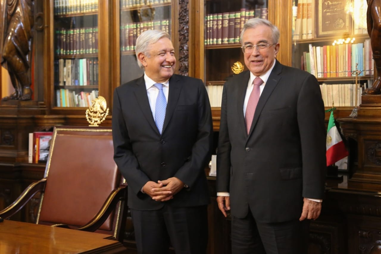 Obras trascendentales para Sinaloa compromete AMLO a gestión de Rocha