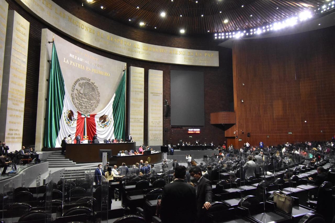 INE reparte curules para ‘pluris’: Morena y aliados tendrán 278 diputados en total