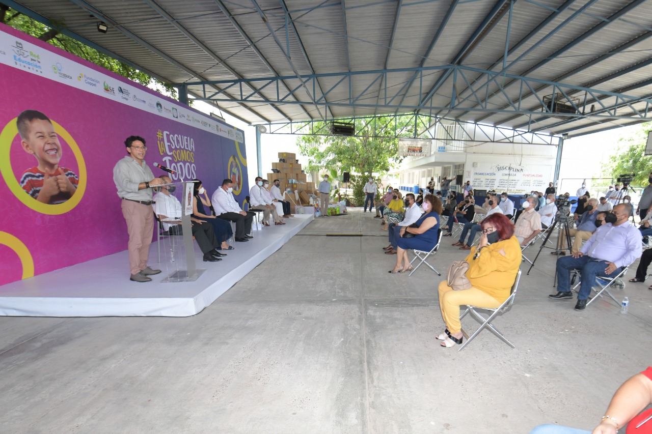 Asociaciones civiles entregan apoyos para escuelas de Sinaloa