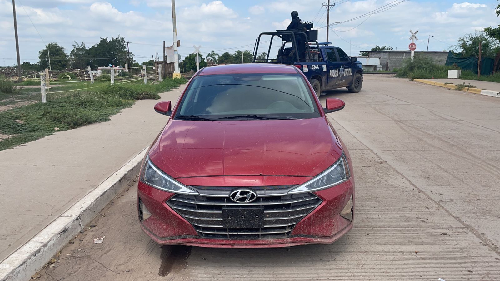 Policía Estatal recupera unidad motriz con reporte de robo en Culiacán