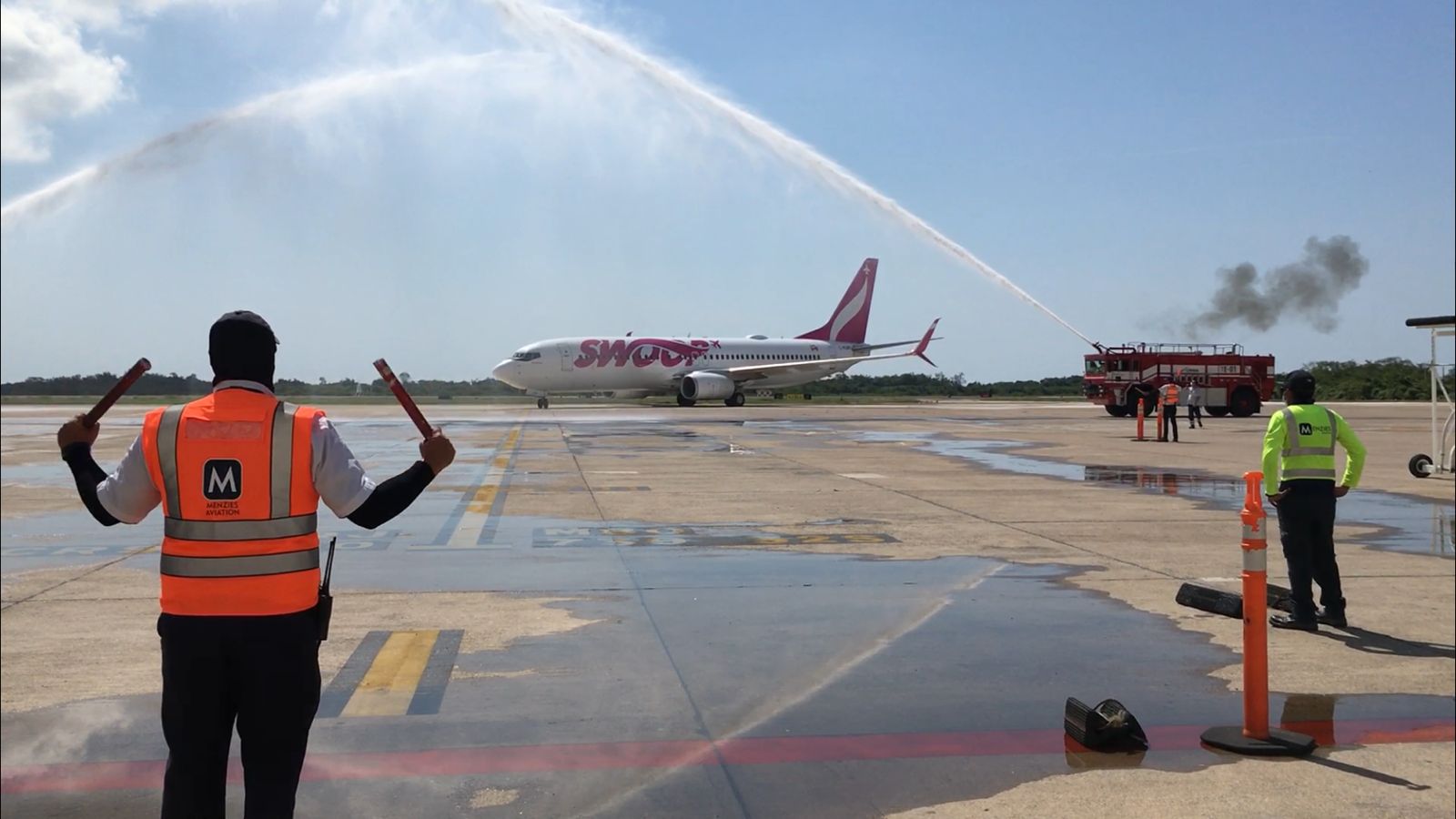 Inaugura Swoop la ruta aérea Edmonton-Mazatlán-Edmonton