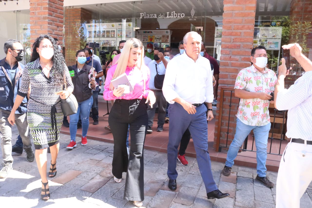 Recorre Gerardo Vargas las instalaciones del Instituto Municipal de Arte y Cultura y Turismo