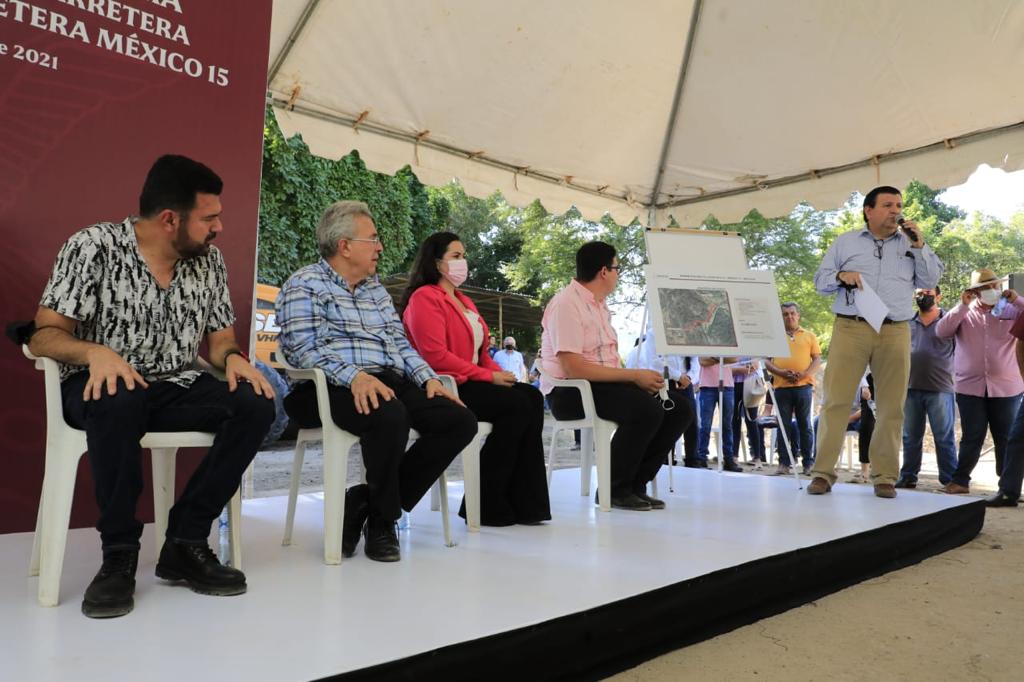 Da Rocha Moya banderazo de su primera obra emblemática, en San Ignacio