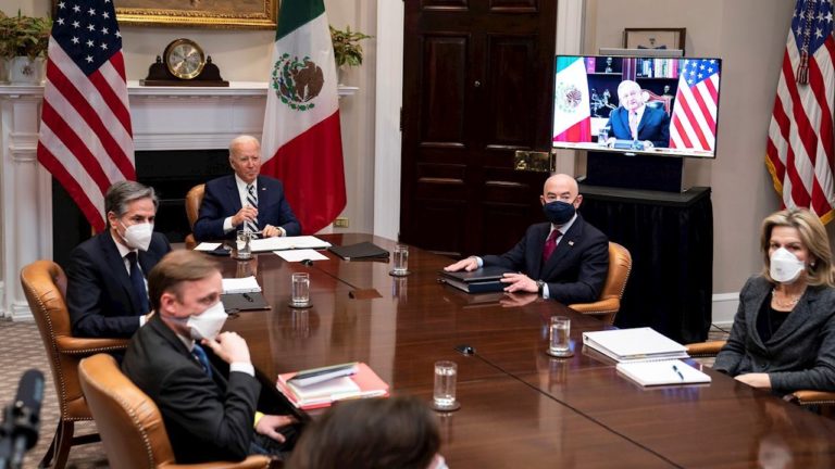 Biden planea cumbre presencial con Trudeau y AMLO la próxima semana