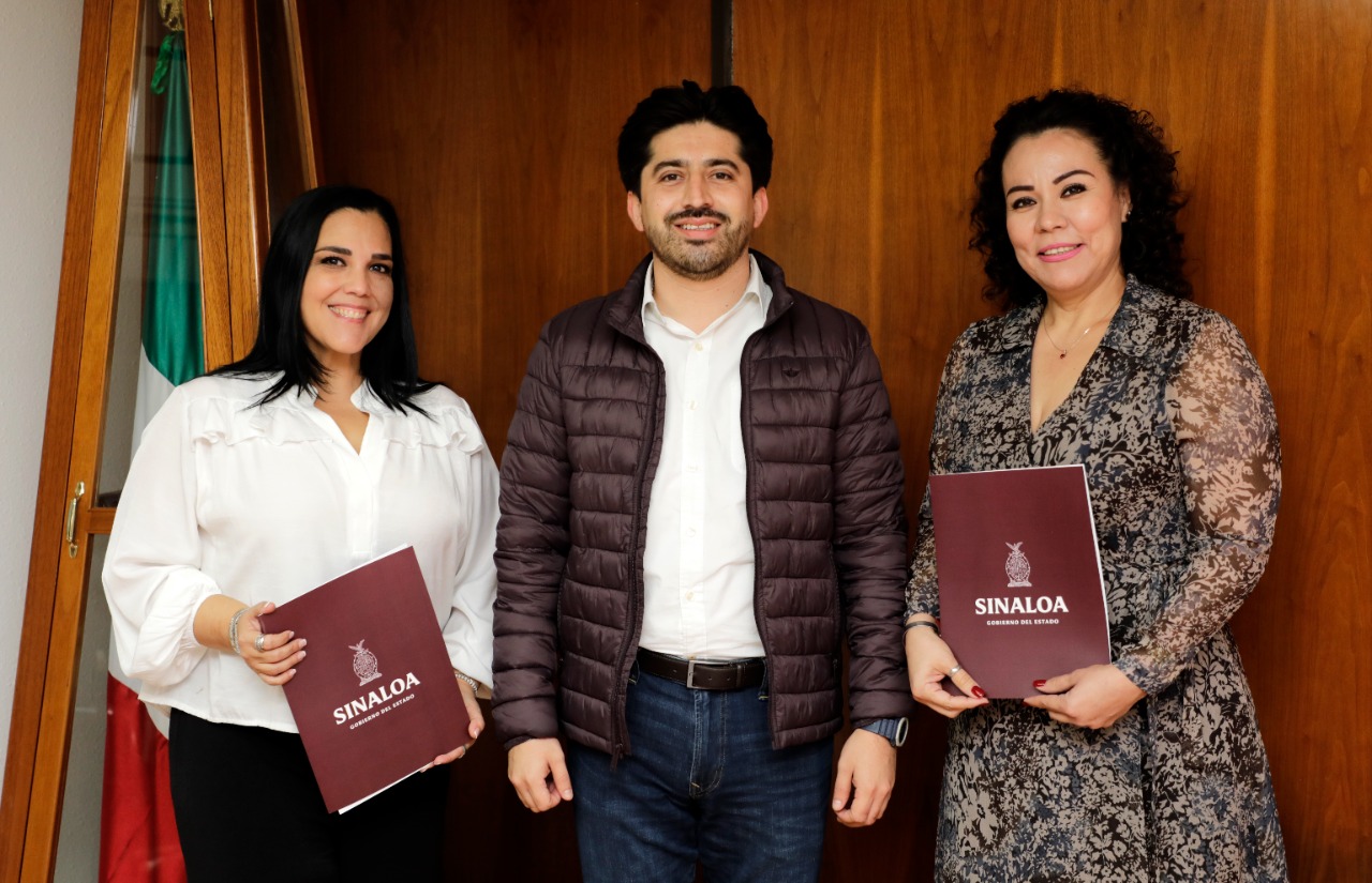 Rinden protesta oficiales del Registro Civil