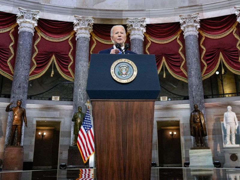 Trump, amenaza continua a la democracia: Biden en aniversario de asalto al Capitolio