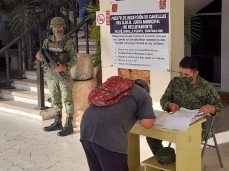 Causan baja casi 40 mil militares en tres años