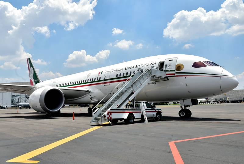 AMLO ofrece a Argentina avión presidencial; lo pagarían en abonos