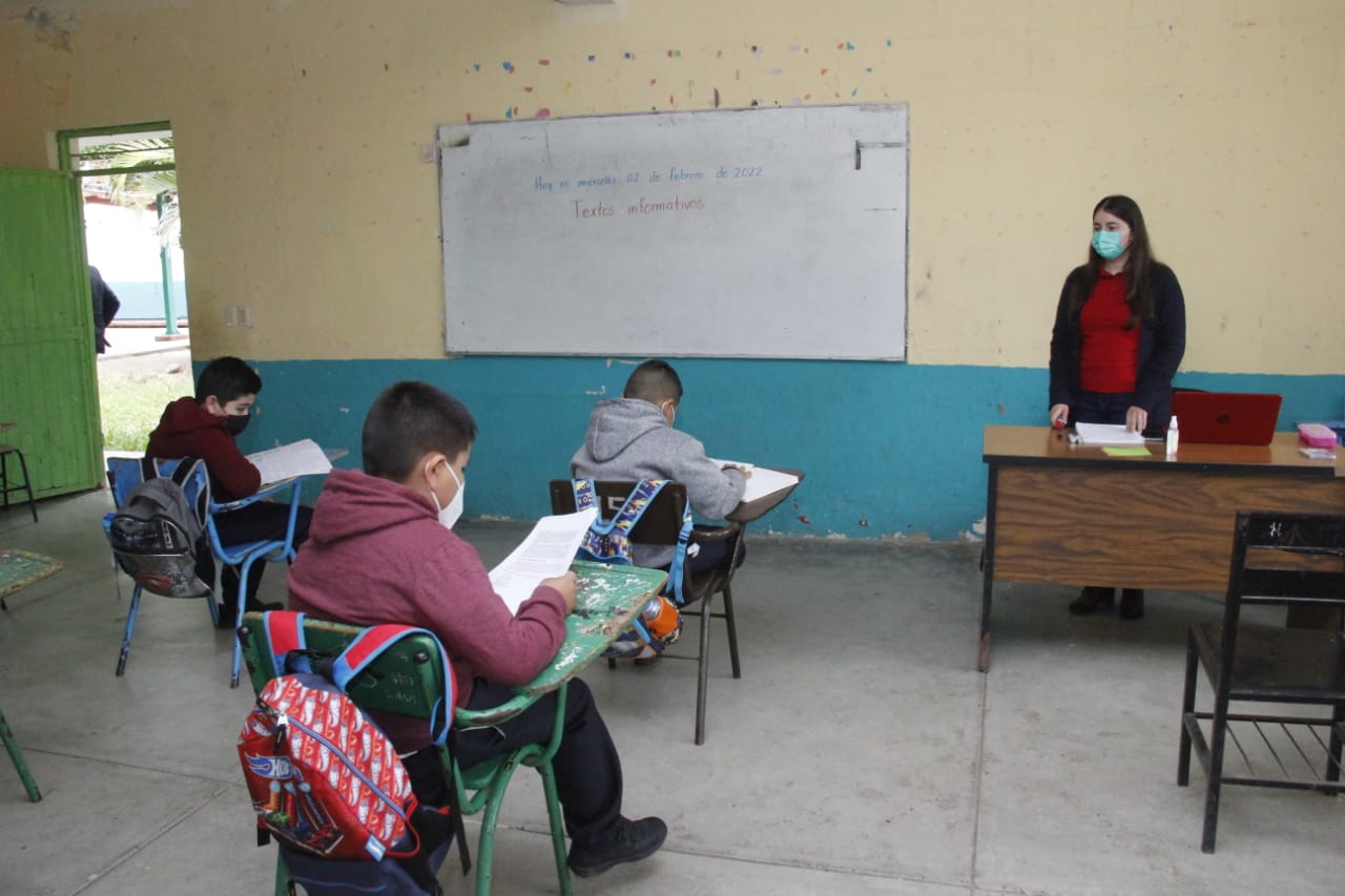 Rehabilitar los planteles educativos, prioridad de SEPyC: Graciela Domínguez