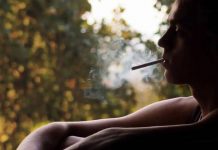 variante genética poco común explica por qué algunas personas fuman menos que otras