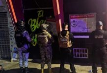 Catean bar en Cancún y rescatan a 14 mujeres presuntamente víctimas de trata de personas