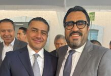 Juan de Dios Gámez dialoga con Harfuch en la Conferencia Nacional de Seguridad