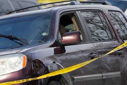 Conmoción en Minneapolis: agente del ICE mata a una mujer en un operativo